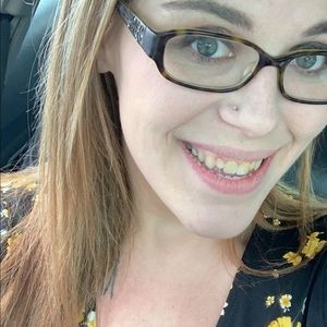 Meet your Posher, Catie